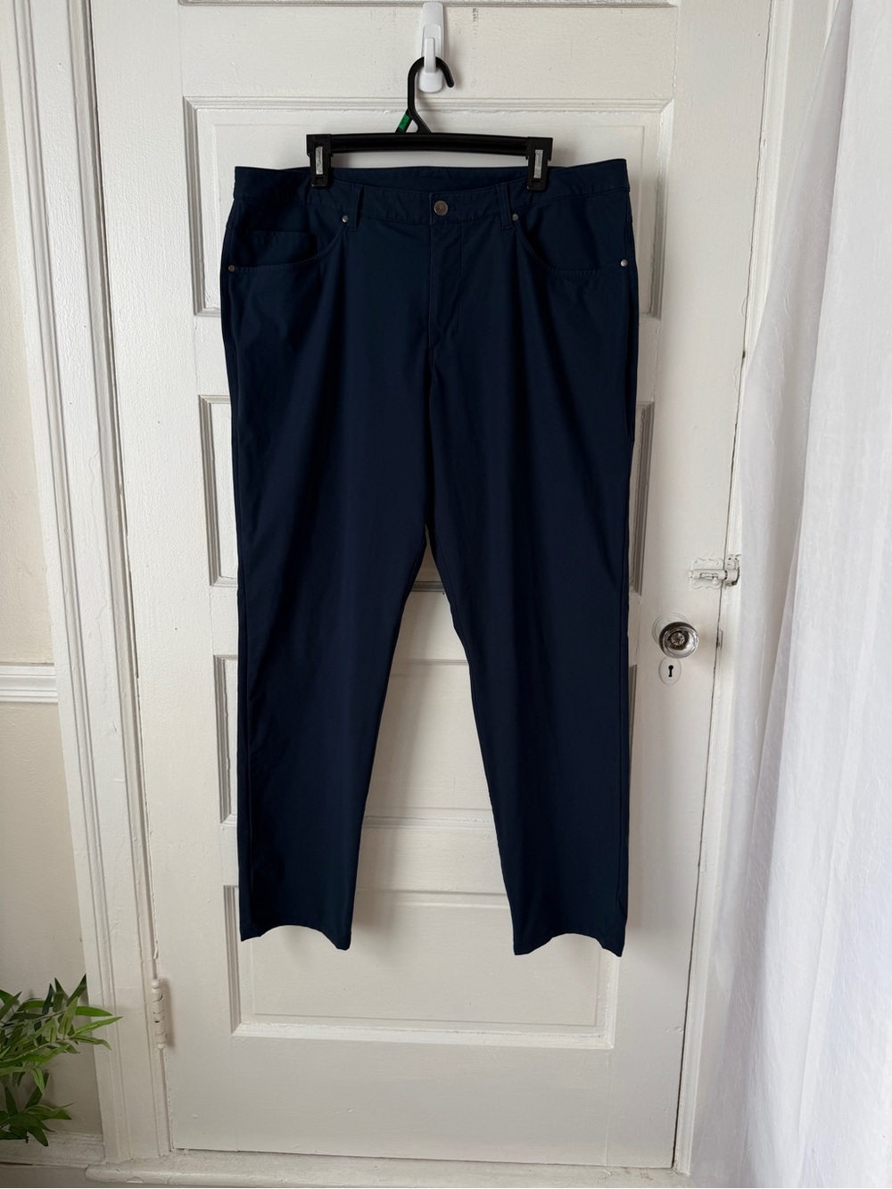 Lululemon ABC Classic Fit Pants Navy Blue Zip Security Pocket Men’s 38 Athletic - Picture 10 of 15